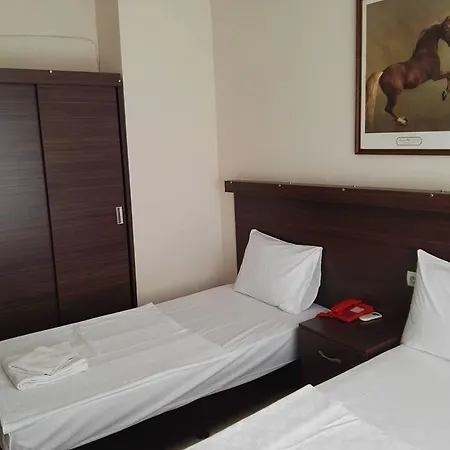 Hotel La Perla Beach